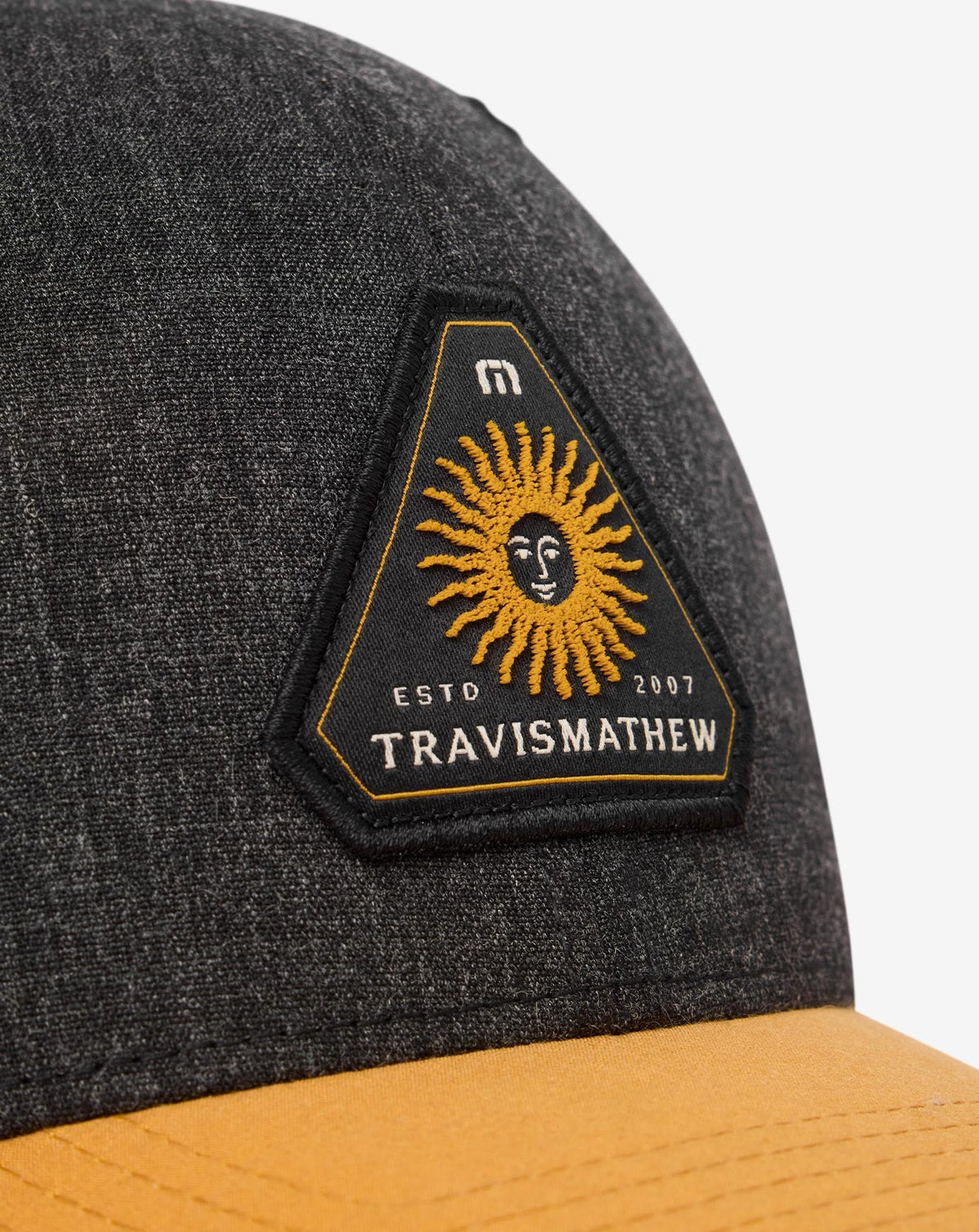 Bumpy Flight Snapback Hat Heather Black | Travis Mathew Smart Buy