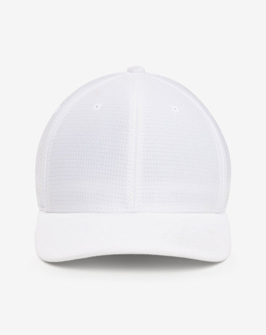 Nassau Fitted Hat White | Travis Mathew Classic