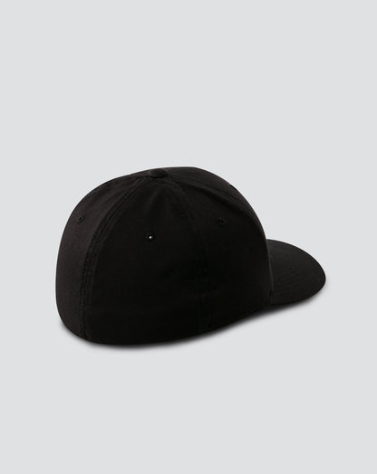 Boylston Fitted Hat Black | Travis Mathew Featured