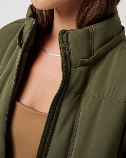 Mont Blanc Hood Puffer Grape Leaf | Travis Mathew Best Seller