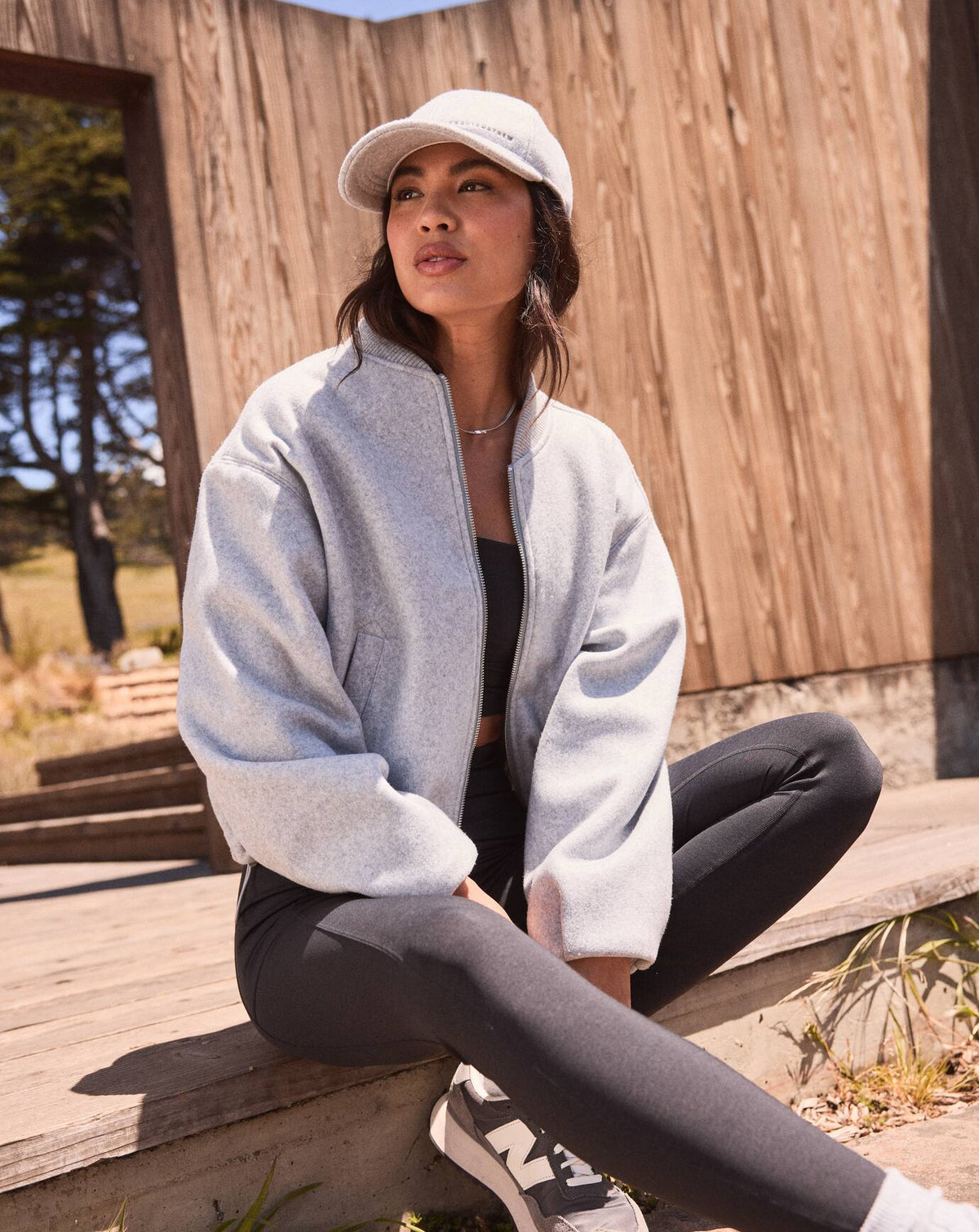 Rustic Retreat Bomber Heather Light Grey | Travis Mathew Best Price