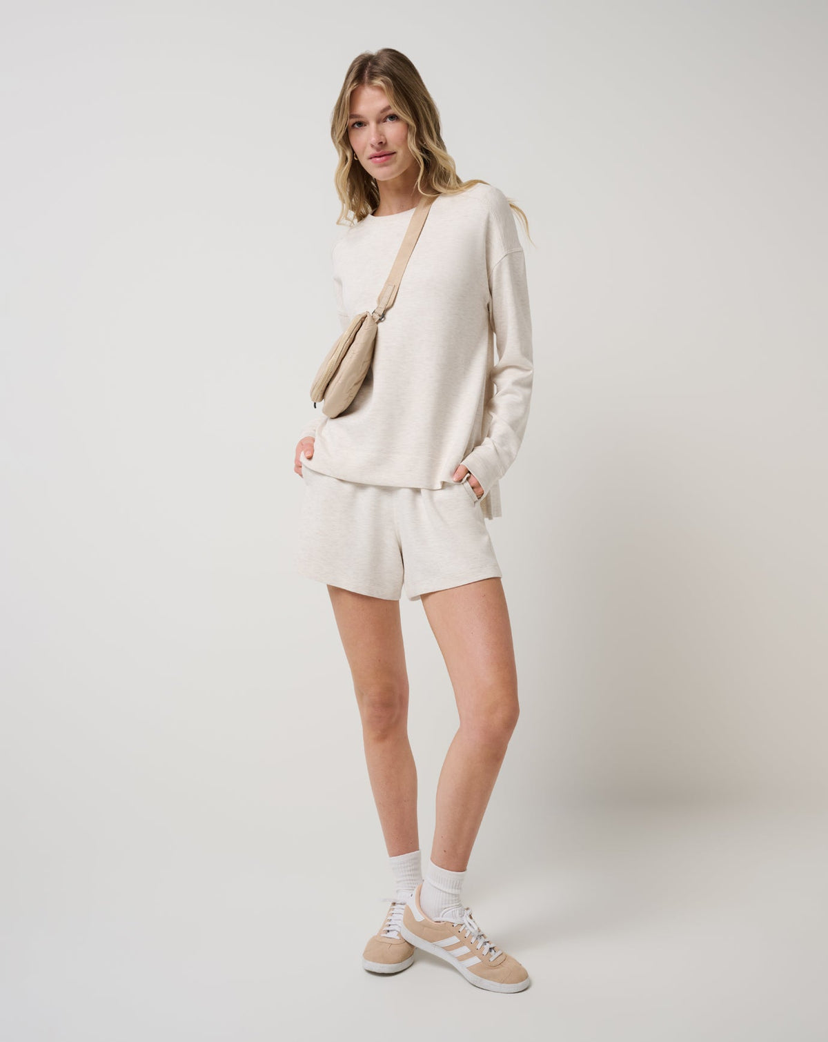 Skyloft Soft Crew Heather Brazillian Sand | Travis Mathew New