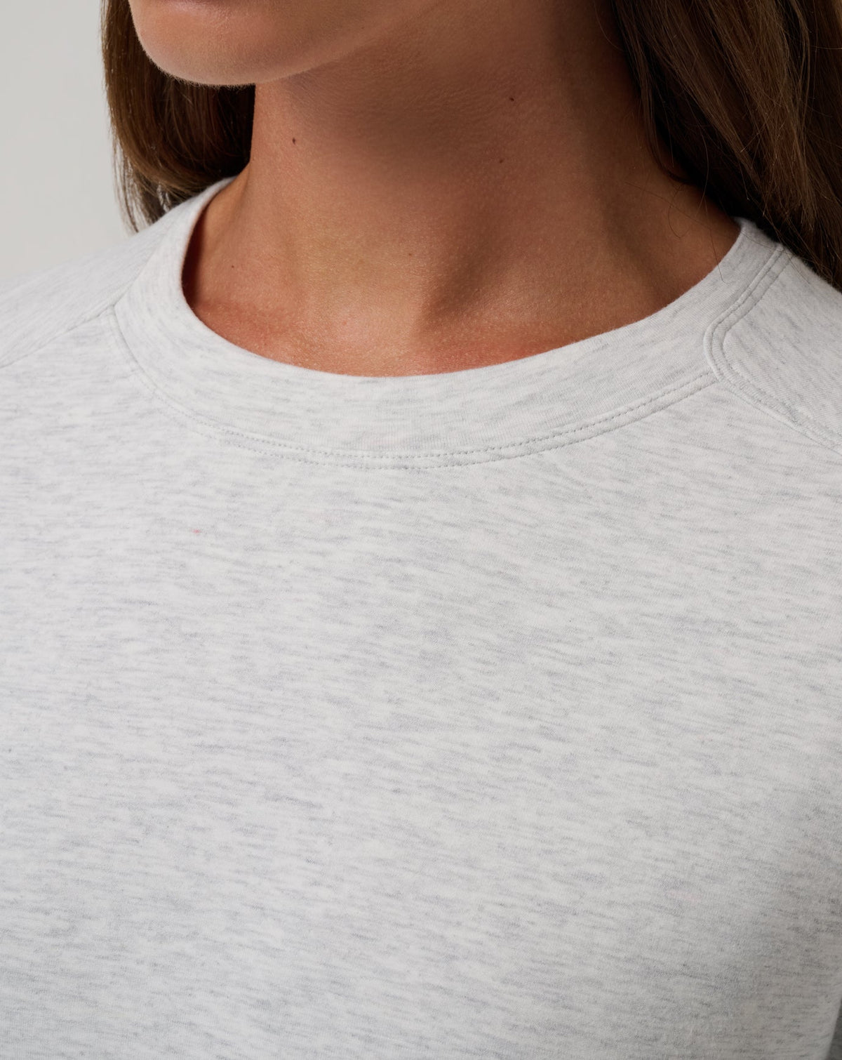 Skyloft Soft Crew Heather Light Grey | Travis Mathew Quality