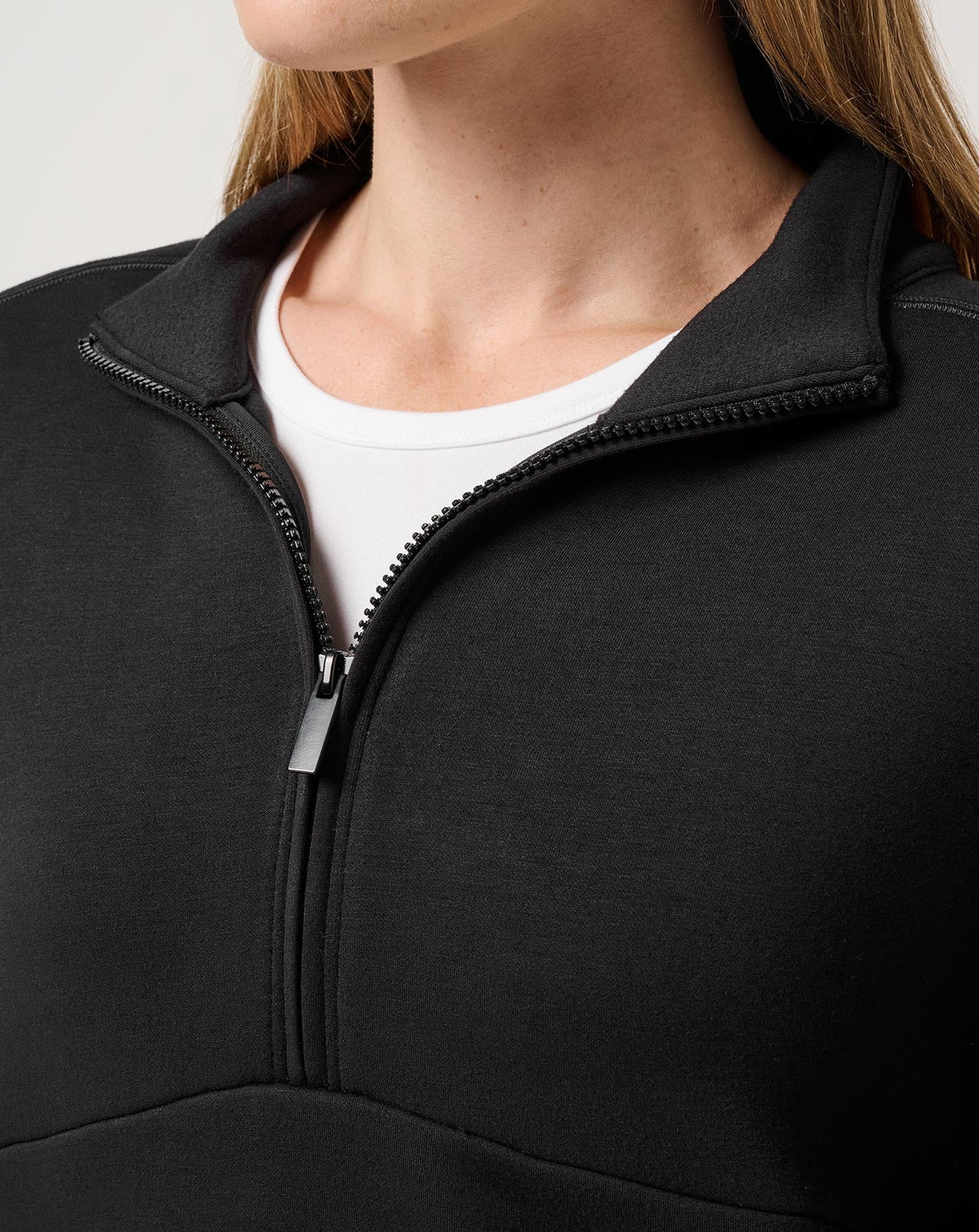 Skyloft Soft Half Zip 2.0 Black | Travis Mathew Quality