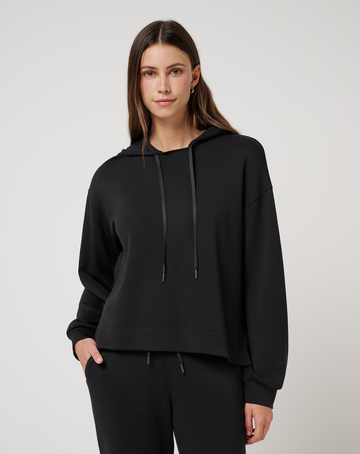 Skyloft Soft Hoodie Black | Travis Mathew Trending