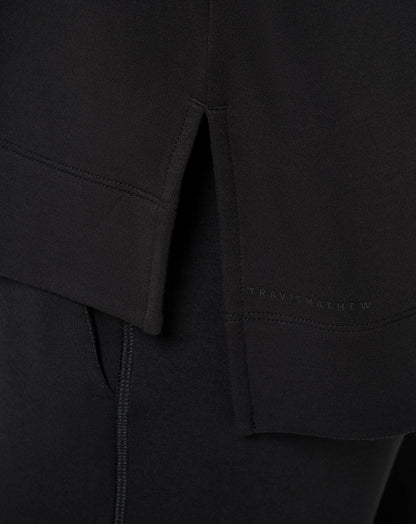 Skyloft Soft Hoodie Black | Travis Mathew Trending