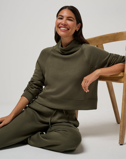 Skyloft Soft Funnel Neck Grape Leaf | Travis Mathew Trending