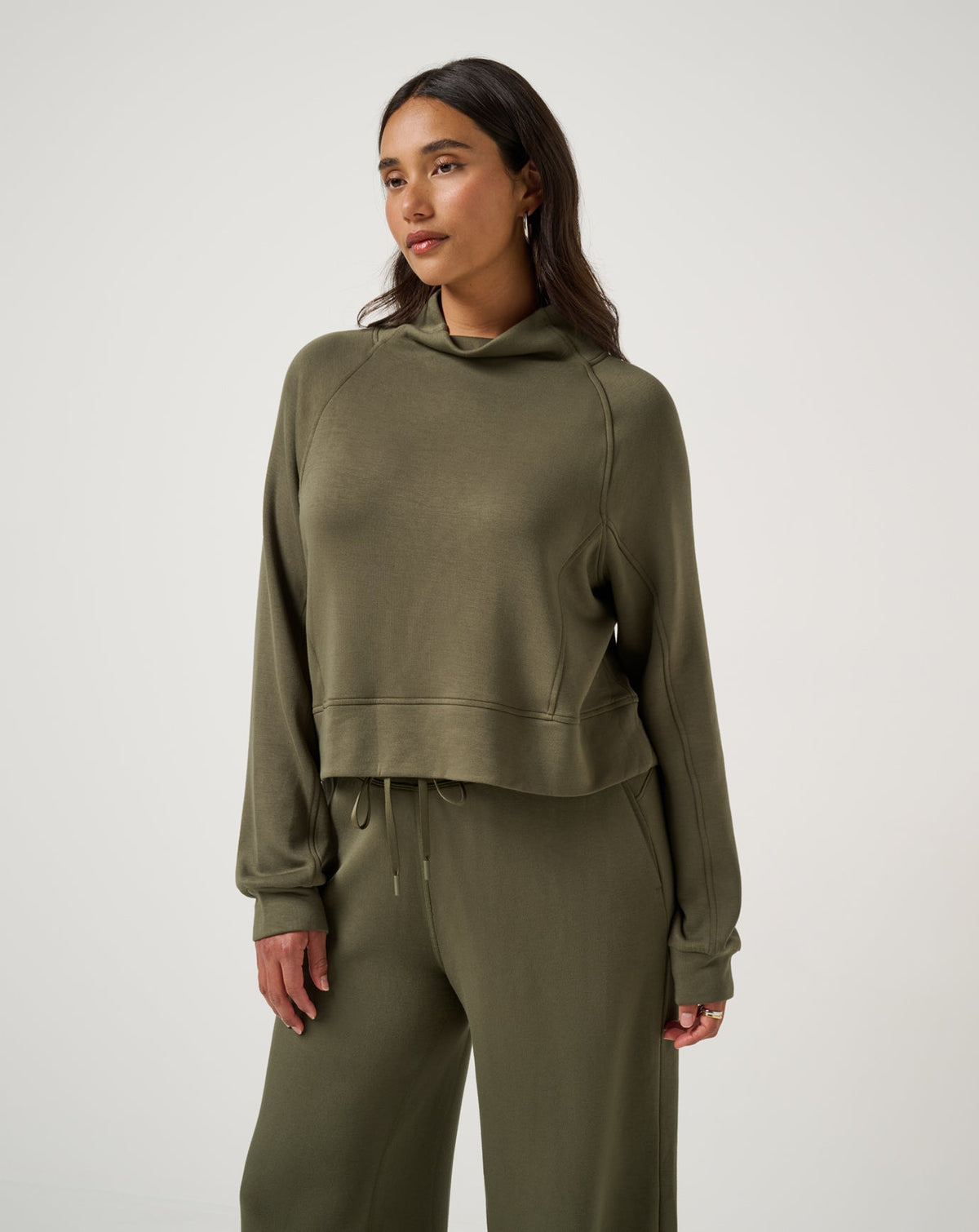 Skyloft Soft Funnel Neck Grape Leaf | Travis Mathew Trending