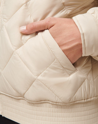 Lights At Night Quilted Jacket Pumice Stone | Travis Mathew Premium