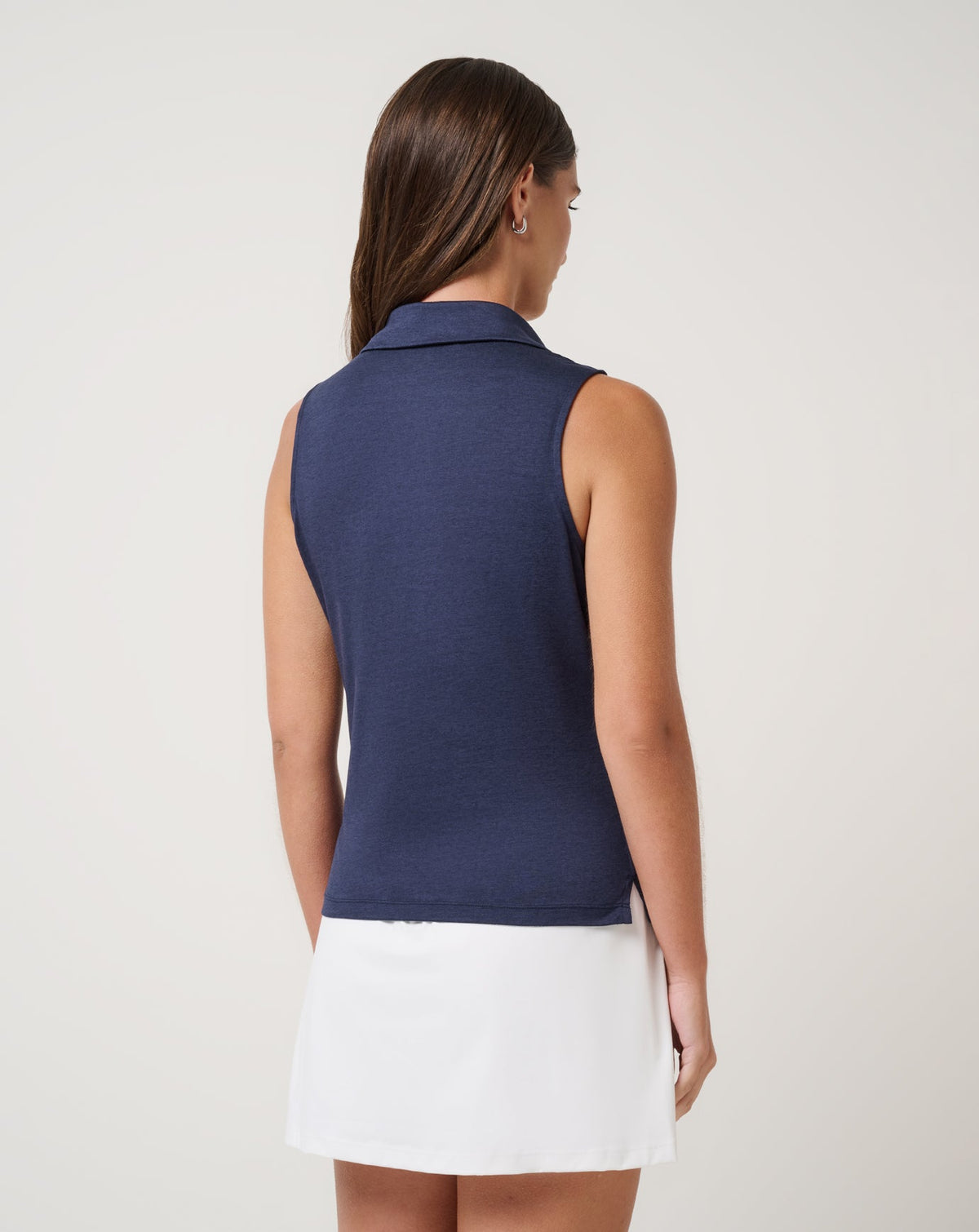 Skyloft Light Sleeveless Polo Heather Navy Blazer | Travis Mathew Quality