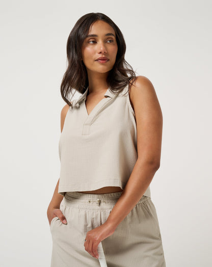 Timeless Breezeblend Polo Island Fossil | Travis Mathew Essential