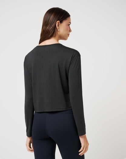 Skyloft Light Celestia Top Heather Black | Travis Mathew Value