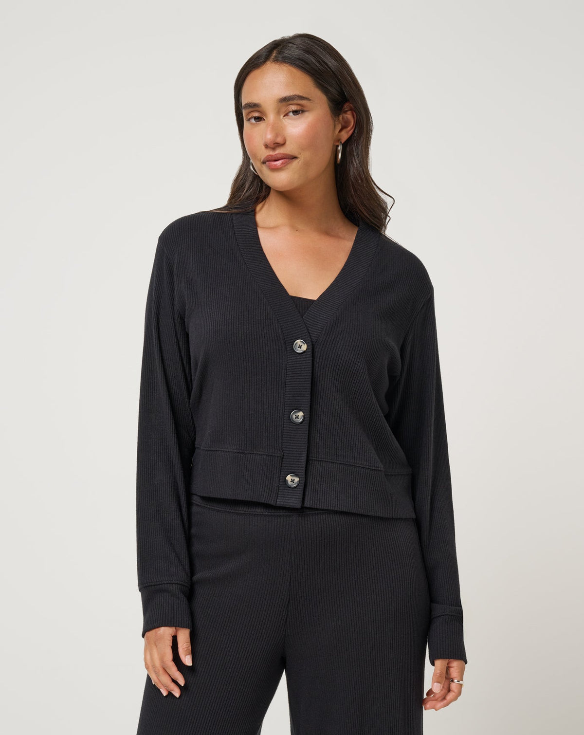 Evening Retreat Cardigan Black | Travis Mathew Exclusive