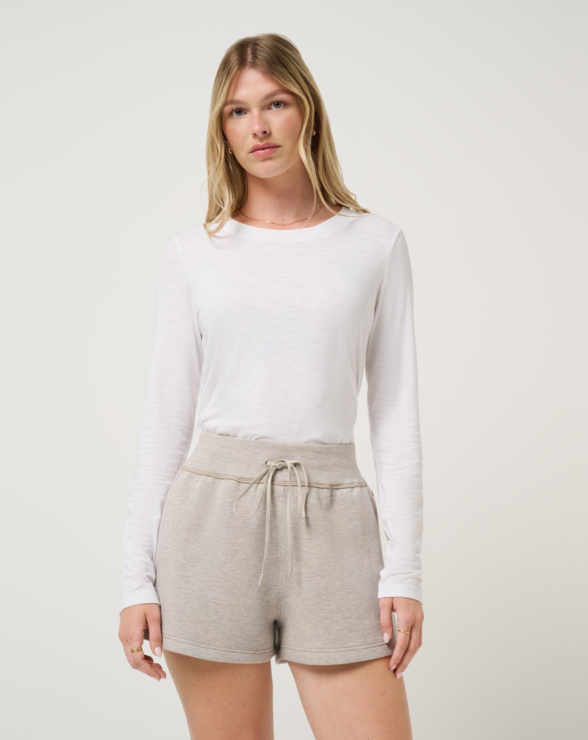 Cloud Long Sleeve Tee White | Travis Mathew Signature