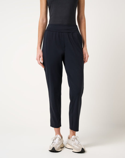 Moveknit Resilience Pant 2.0 Black | Travis Mathew Trending