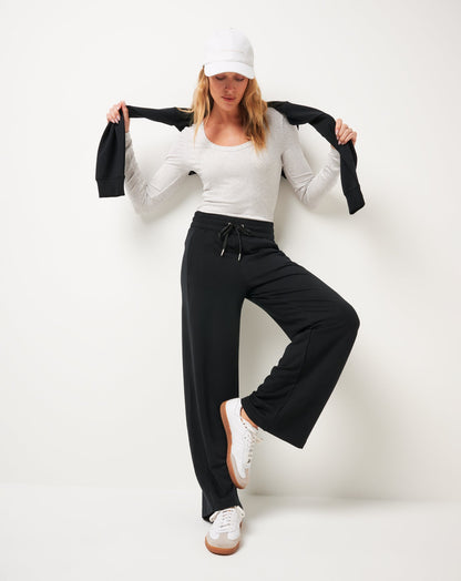 Cloud Terry Wide Leg Pant Black | Travis Mathew Quality