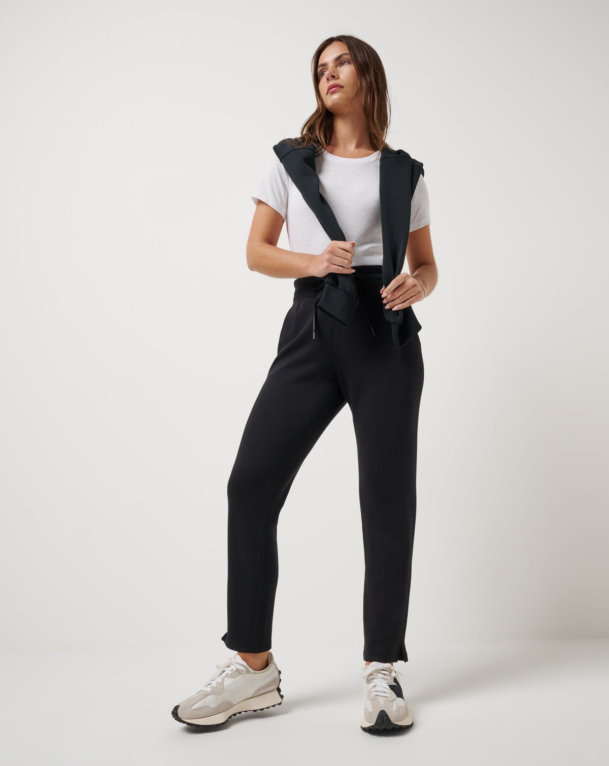 Skyloft Soft Ankle Pant Black | Travis Mathew Customer Favorite