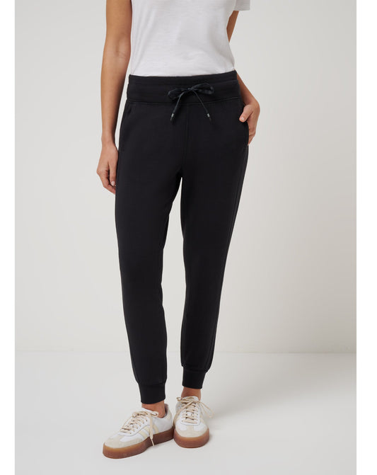 Skyloft Soft Jogger Black | Travis Mathew Latest