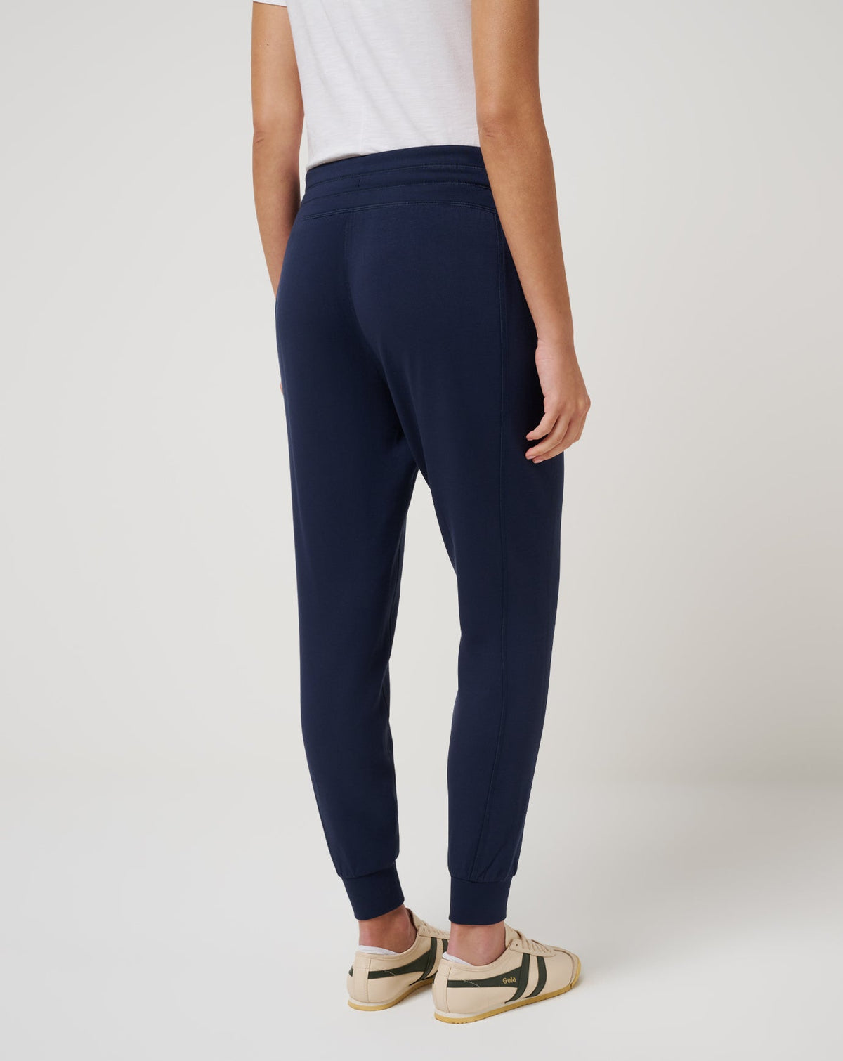 Skyloft Soft Jogger Navy Blazer | Travis Mathew Best Seller