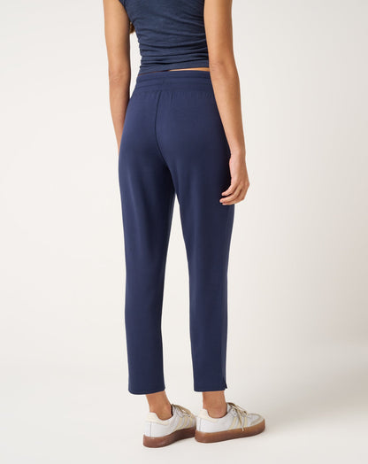 Skyloft Soft Ankle Pant Navy Blazer | Travis Mathew Quality