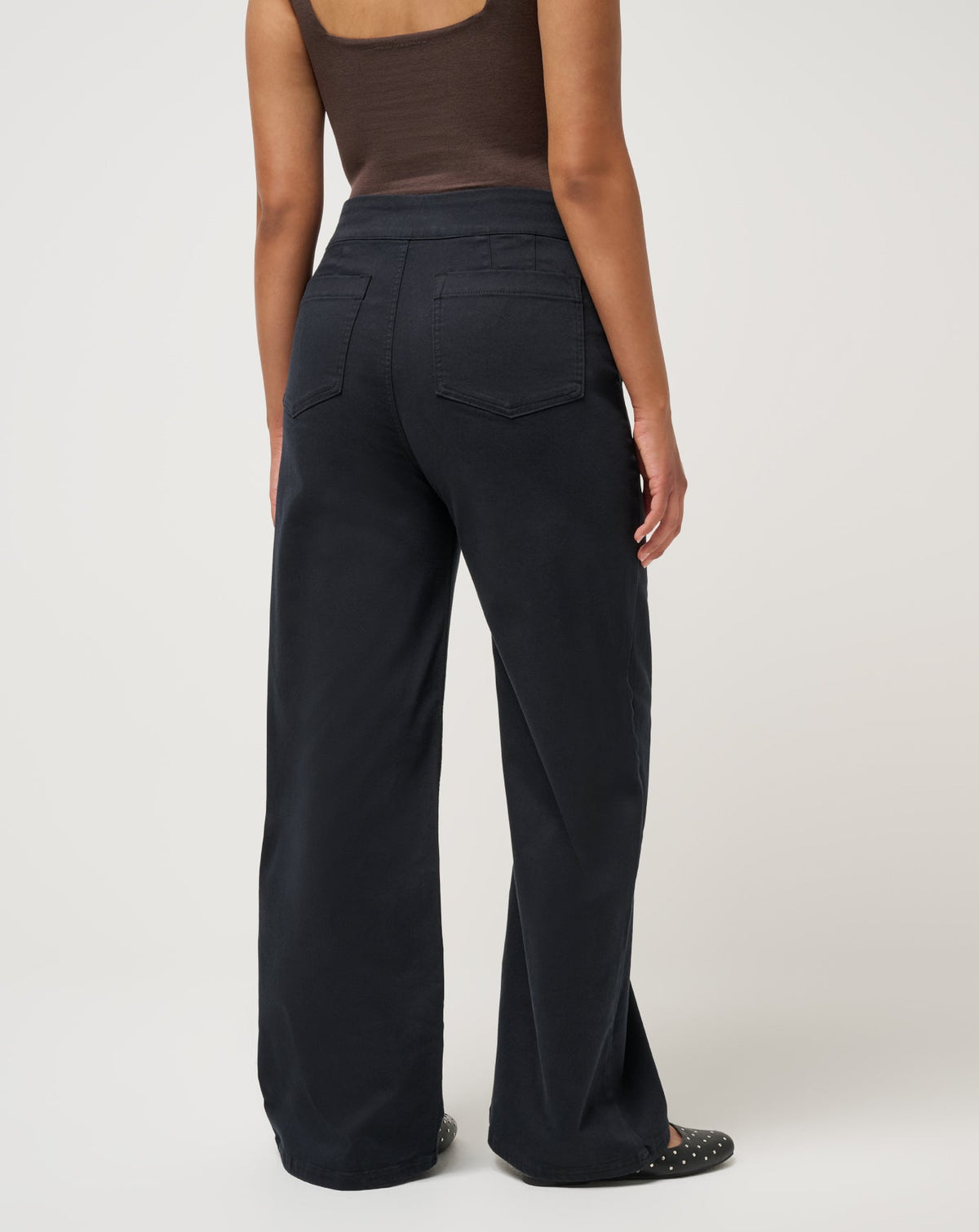 Everyday Long Pant Black | Travis Mathew Featured