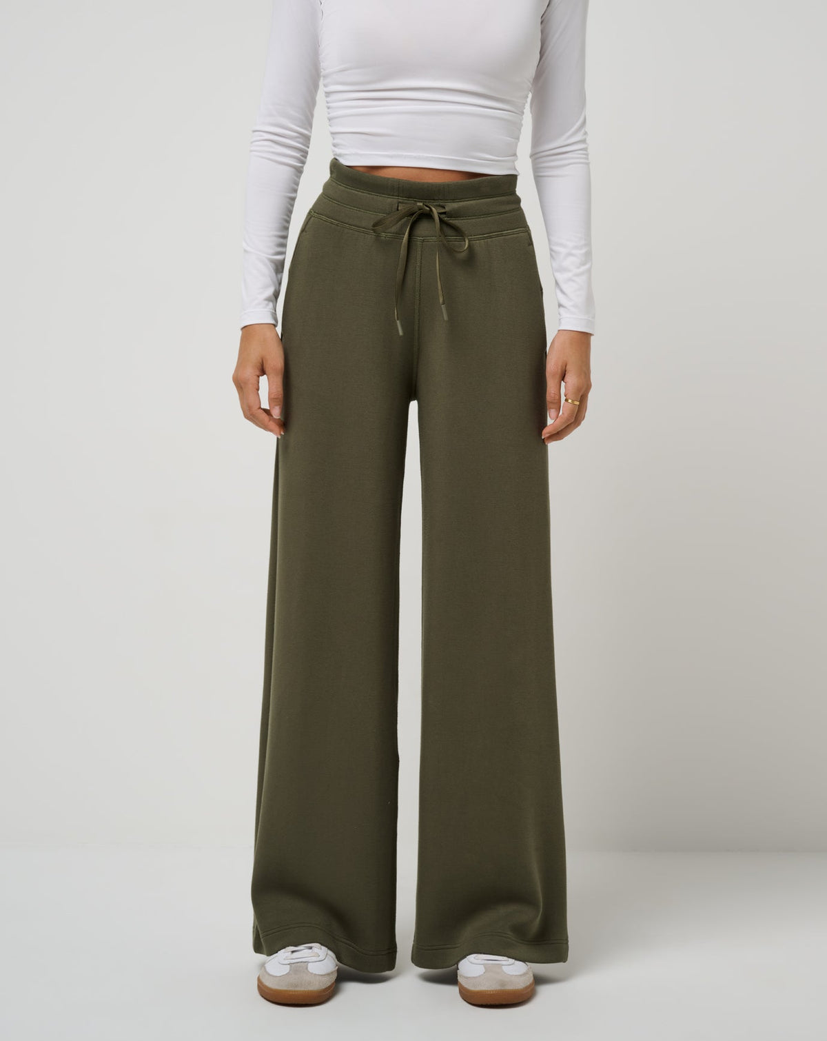 Skyloft Soft Wide Leg Pant Grape Leaf | Travis Mathew Everyday