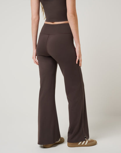 Moveknit Bonded Pant Coffee Grounds | Travis Mathew Signature