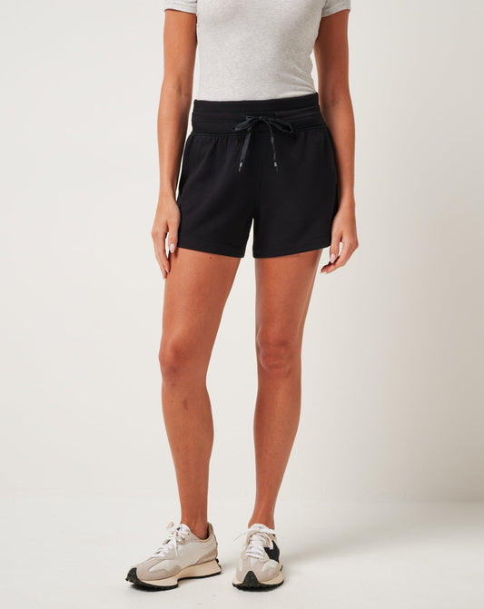 Skyloft Soft Tie Short Black | Travis Mathew Deals