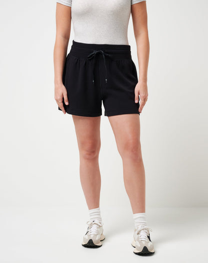 Skyloft Soft Tie Short Black | Travis Mathew Deals