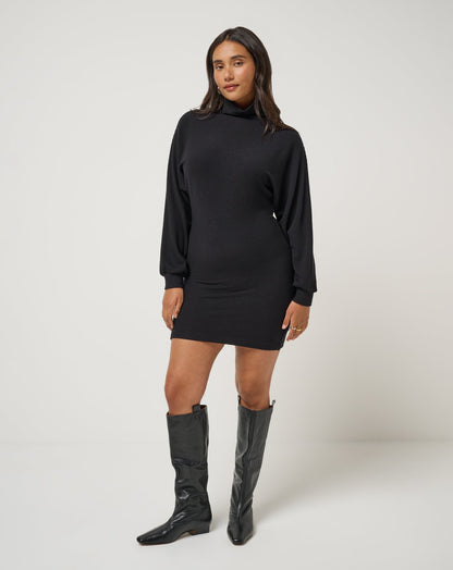 Evening Retreat Dress Black | Travis Mathew Premium