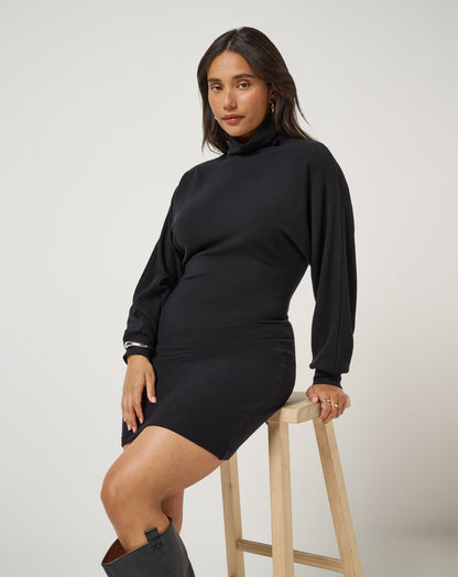 Evening Retreat Dress Black | Travis Mathew Premium