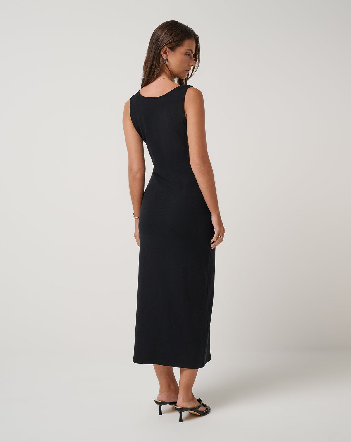 Cloud Rib Button Tank Dress Black | Travis Mathew Value