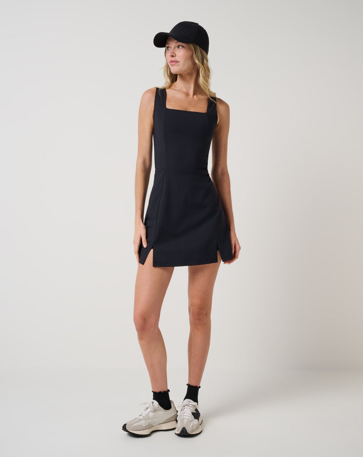 Moveknit Sleeveless Dress Black | Travis Mathew New