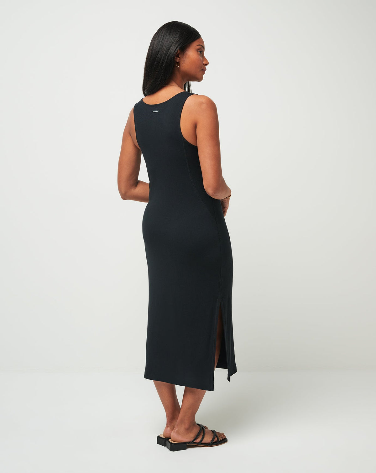 Cloud Rib Hadley Wood Dress Black | Travis Mathew Latest