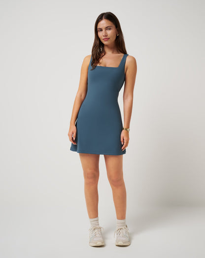 Moveknit Afterglow Dress Dark Slate | Travis Mathew Classic