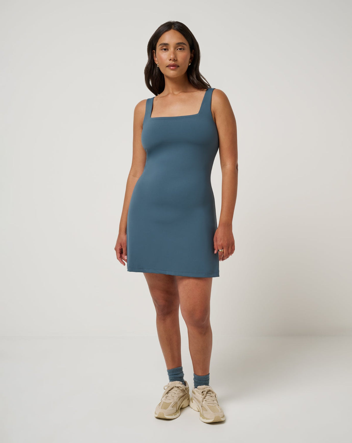 Moveknit Afterglow Dress Dark Slate | Travis Mathew Classic