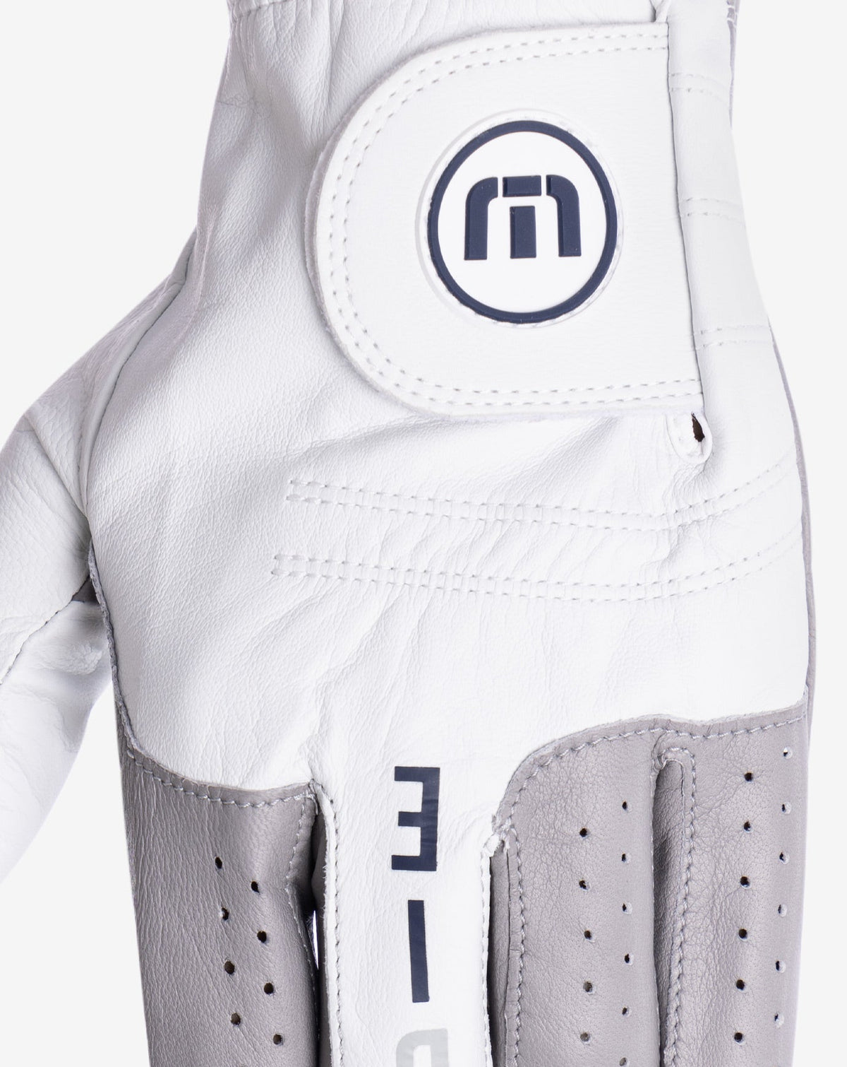 Between The Lines 2.0 Golf Glove White | Travis Mathew Essential