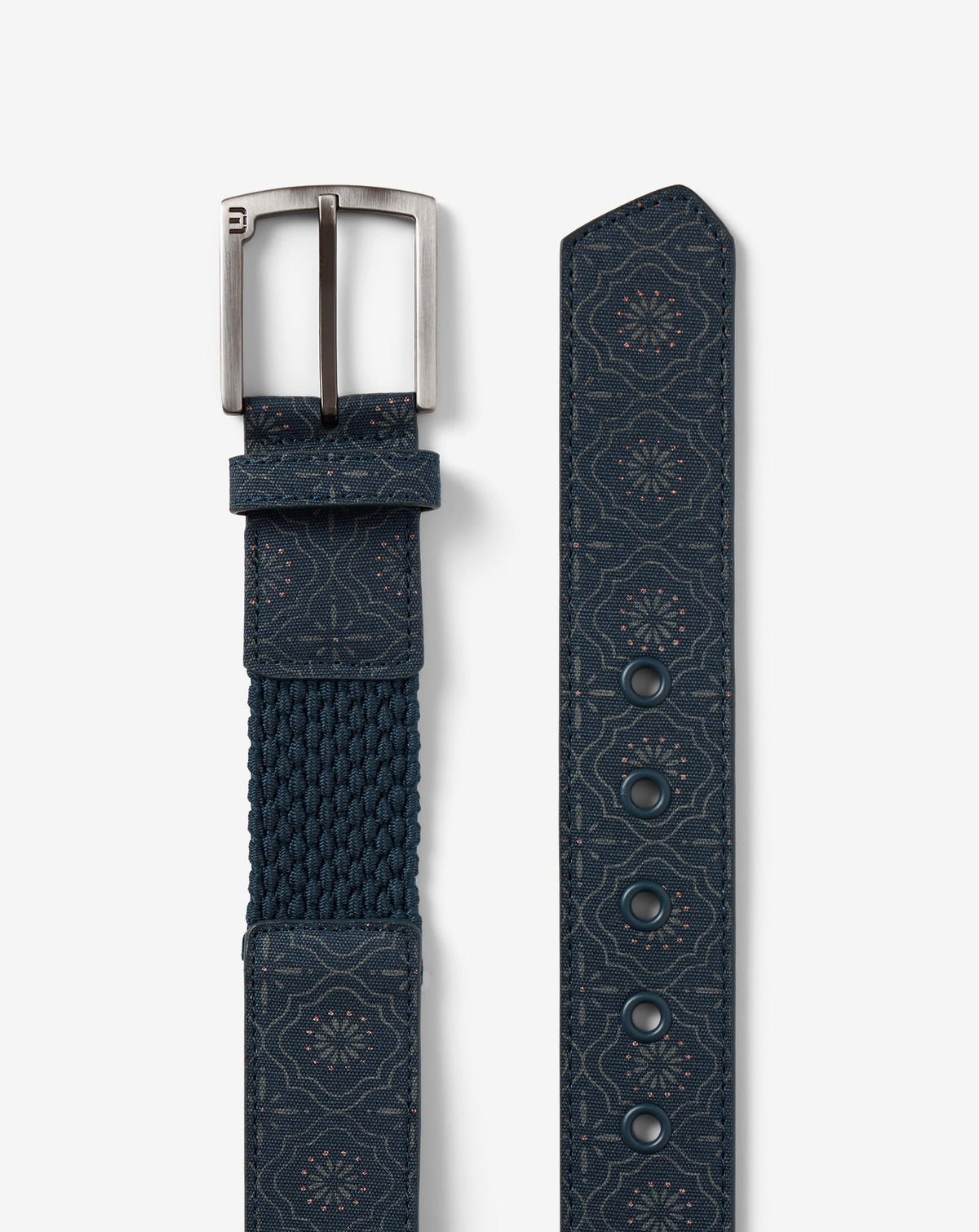 World Link Hybrid Stretch Belt Mood Indigo | Travis Mathew Everyday