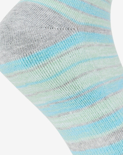 River Picnic Crew Sock Heather Light Grey | Travis Mathew Premium