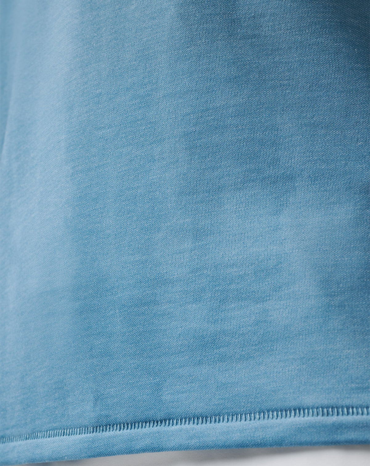 Featherweight Active Printed Polo Smoke Blue Multi | Travis Mathew Premium