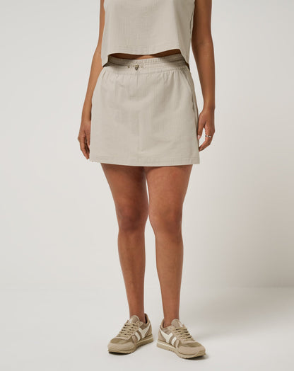 Timeless Breezeblend Skort Island Fossil | Travis Mathew Everyday