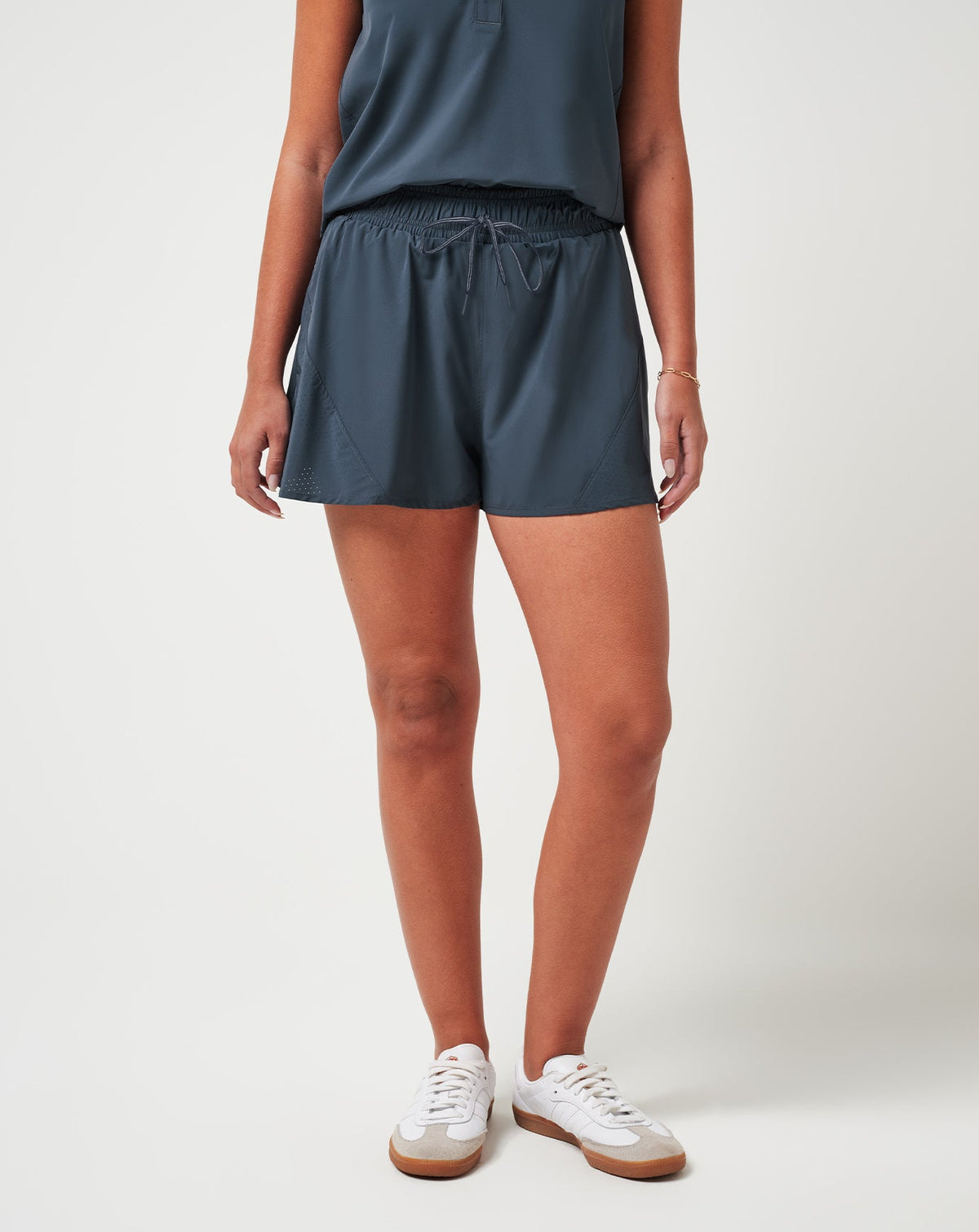 Shifting Sands Short Ombre Blue | Travis Mathew Deals