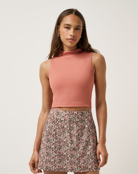 Limitless Moveknit Sleeveless Top Brick Dust | Travis Mathew Essential
