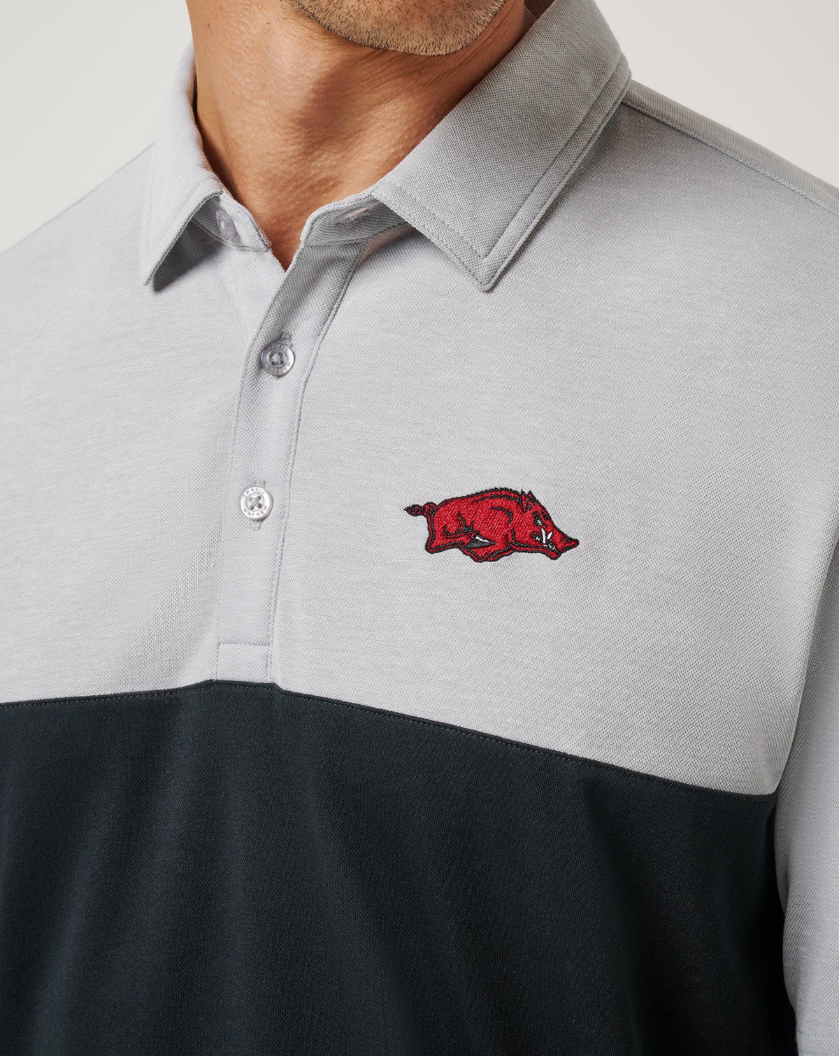 Arkansas Drop Back Polo Heather Grey/Black | Travis Mathew New