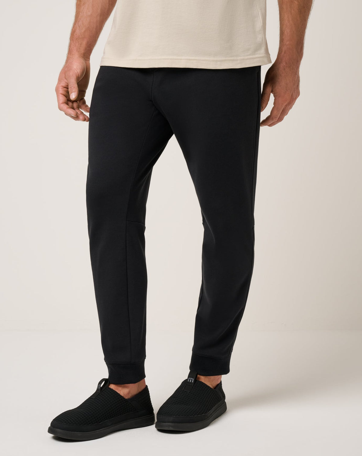 Shot Maker Cloud Pant Black | Travis Mathew Best Price