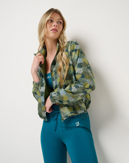 New Light Jacket Bronze Green Multi | Travis Mathew Deals