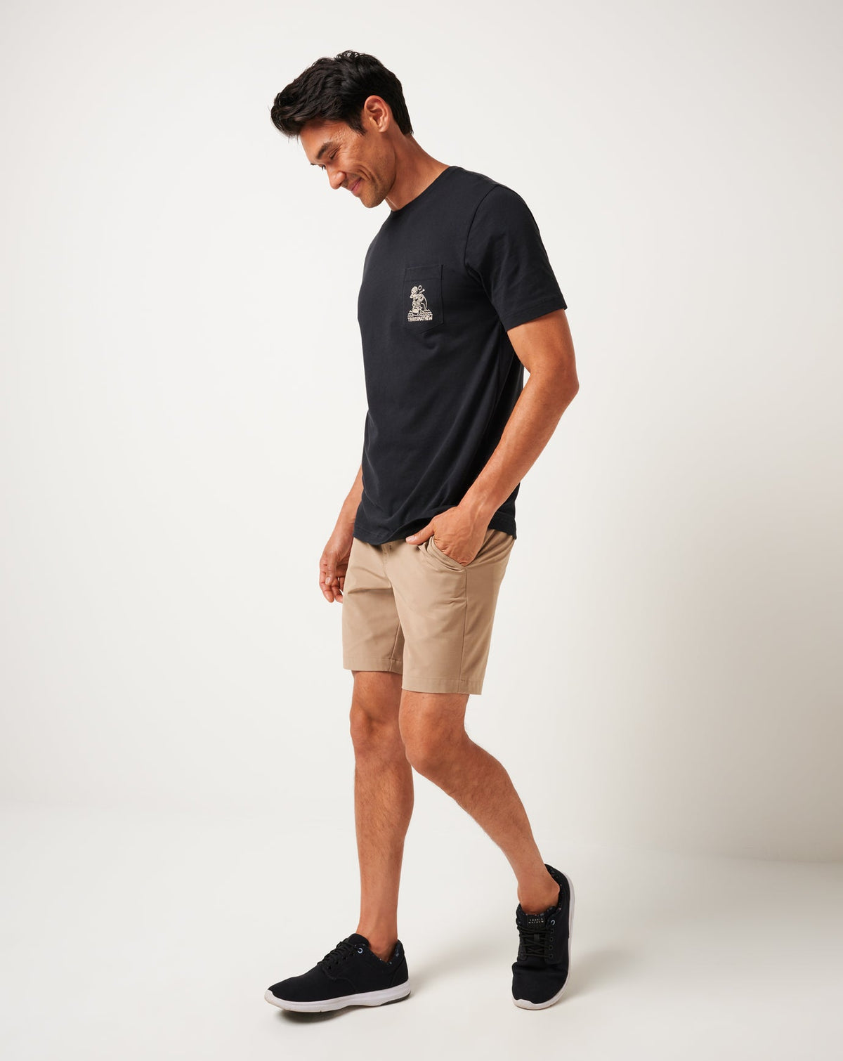 Lost Cave Pocket Tee Black | Travis Mathew Best Seller