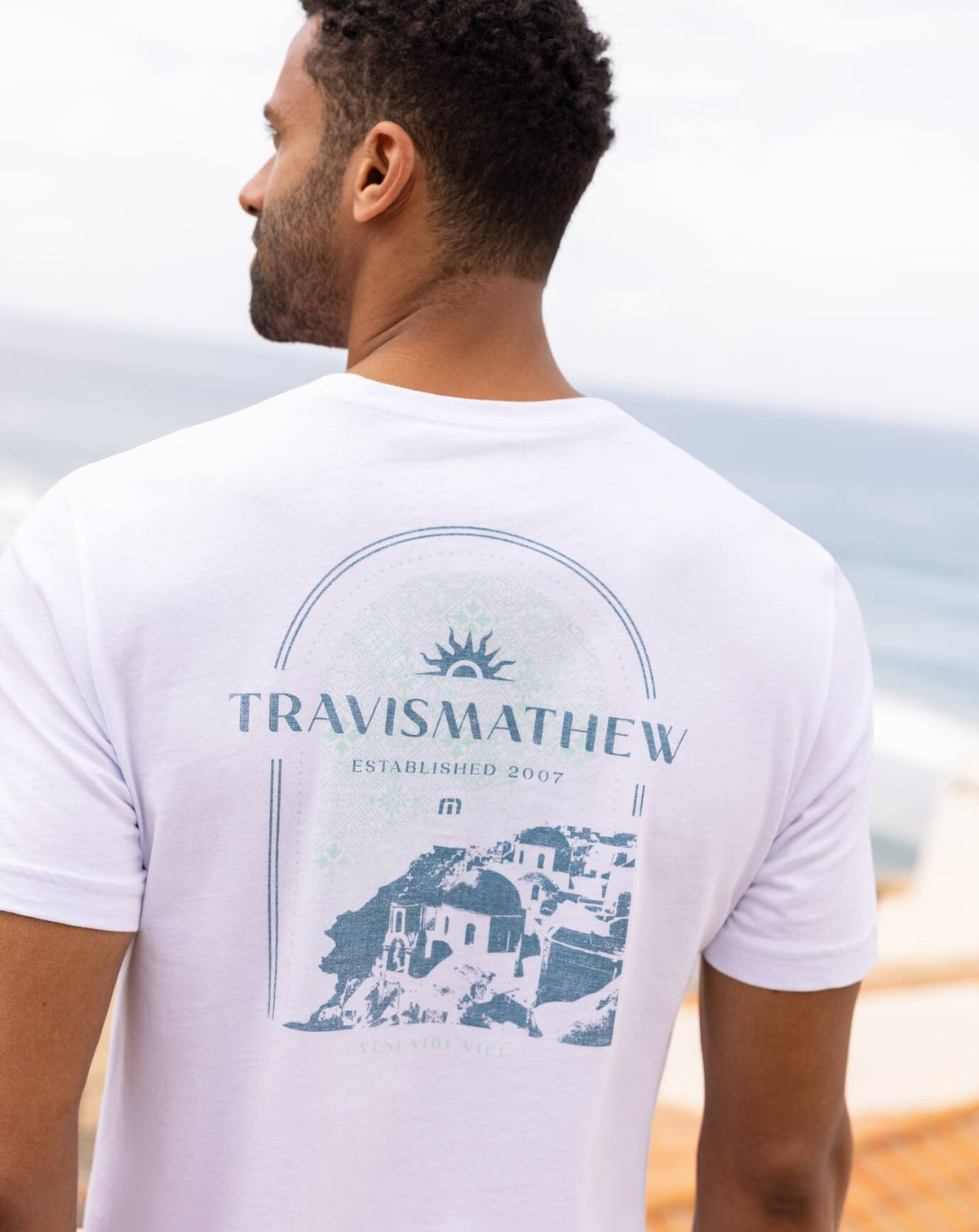 Acropolis Tee White | Travis Mathew Premium