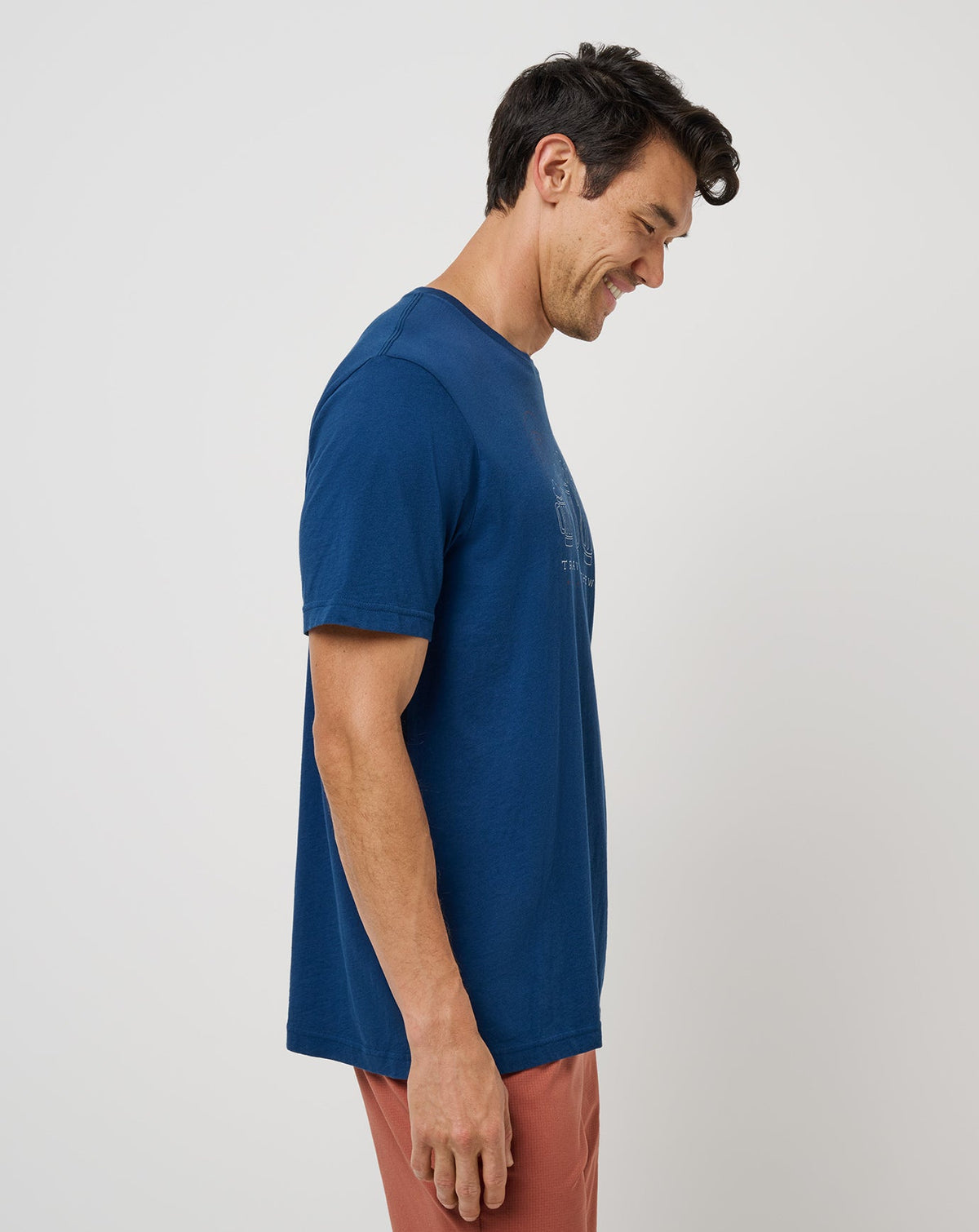 Beerly Beloved Tee Titan | Travis Mathew Smart Buy