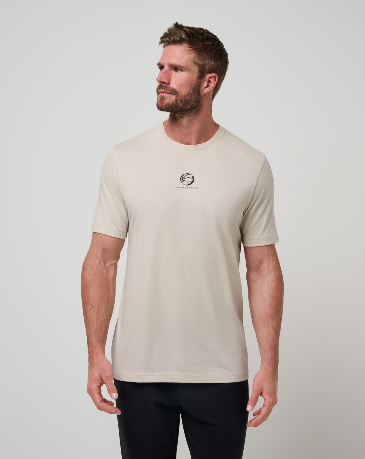 Shot Maker Tee Italian Sand | Travis Mathew Smart Buy